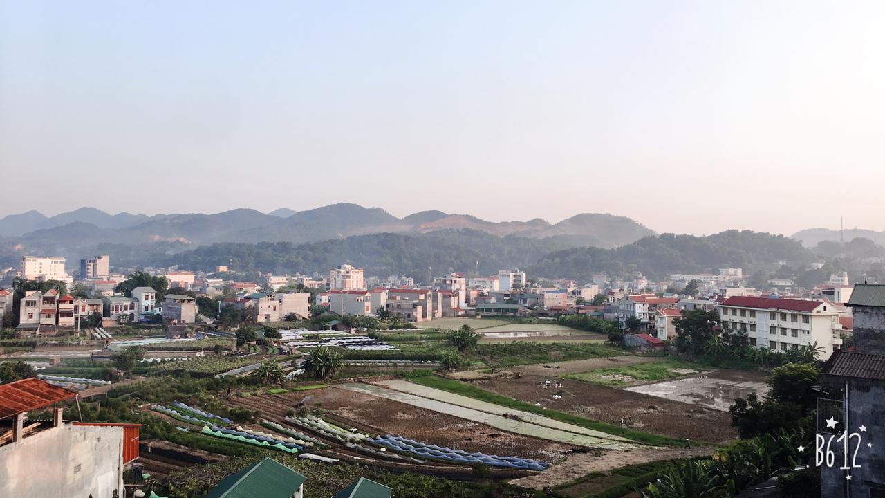Duong Ha Hotel Cao Bang Buitenkant foto